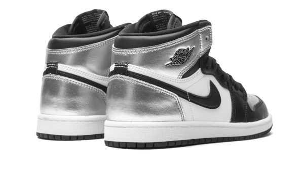AIR JORDAN 1 RETRO HIGH OG WMNS "Silver Toe" - Image 4
