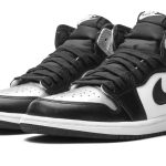 AIR JORDAN 1 RETRO HIGH OG WMNS "Silver Toe"