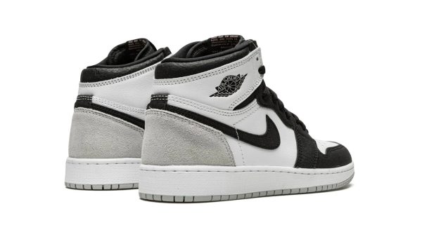 Air Jordan 1 Retro High OG "Stage Haze" - Image 4