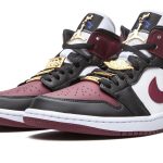AIR JORDAN 1 MID SE WMNS "Gold Pendants"