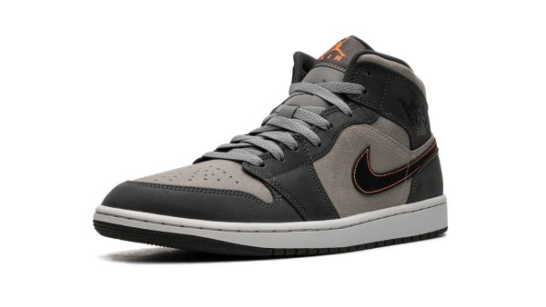 Air Jordan 1 Mid SE "Night Stadium" - Image 2