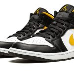 Air Jordan 1 Mid "White / Pollen / Black"