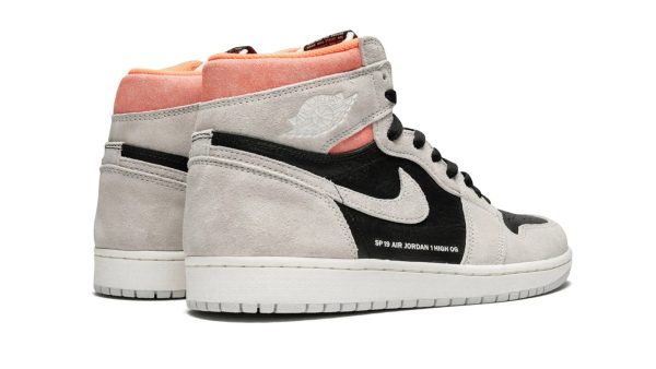 Air Jordan 1 Retro High OG "Neutral Grey/Hyper Crimson" - Image 4