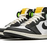 Air Jordan 1 Retro High OG "Volt Gold"