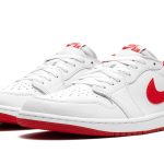 AIR JORDAN 1 MID WMNS "University Red"