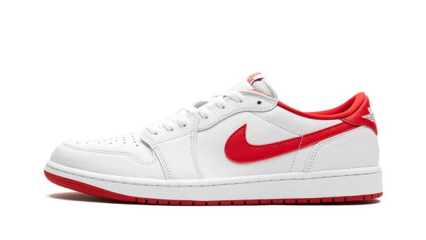 AIR JORDAN 1 MID WMNS "University Red" - Image 3