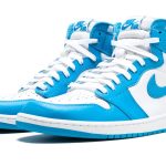 Air Jordan 1 Retro "UNC"