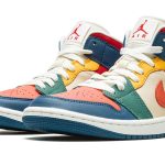 AIR JORDAN 1 MID SE WMNS "Multi-Color"