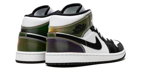Air Jordan 1 Mid SE "Heat Reactive" - Image 4