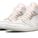 Air Jordan 1 Mid SE Craft'Inside Out'