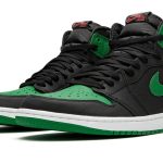 Air Jordan 1 Retro High "Pine Green 2.0"