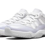 AIR JORDAN 11 LO WMNS "Pure Violet"