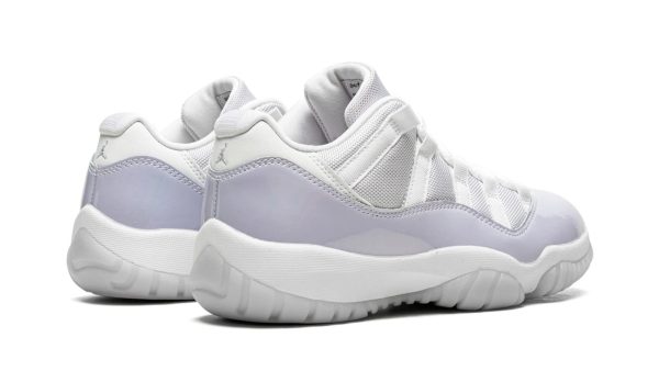 AIR JORDAN 11 LO WMNS "Pure Violet" - Image 2