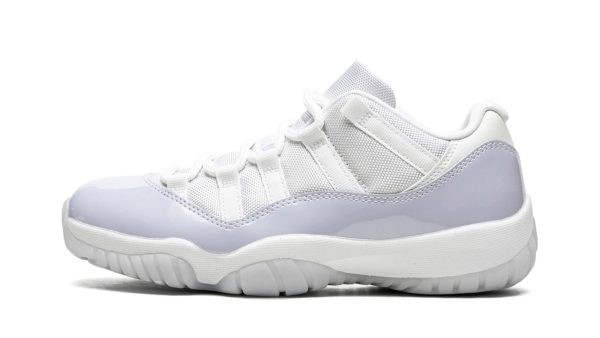 AIR JORDAN 11 LO WMNS "Pure Violet" - Image 3