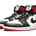 Air Jordan 1 Retro High OG GS "Black Toe 2016"